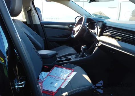 2025 Volkswagen Jetta 1.5T Se из США, поврежденный, VIN 3VWEX7BU3SM032142